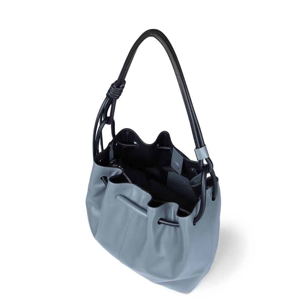 Gisella medium bag with double hand or shoulder portability in soft calfskin