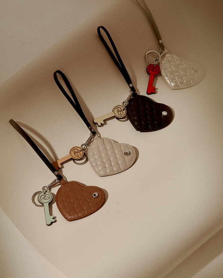 Woven charms key ring in braided printed leather